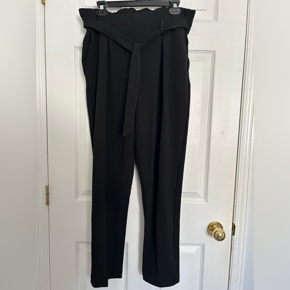 NWOT High Waisted Paperbag Tie Pants Black (XL)